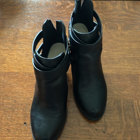 Shoedazzle Black Booties - Picture 2 of 8